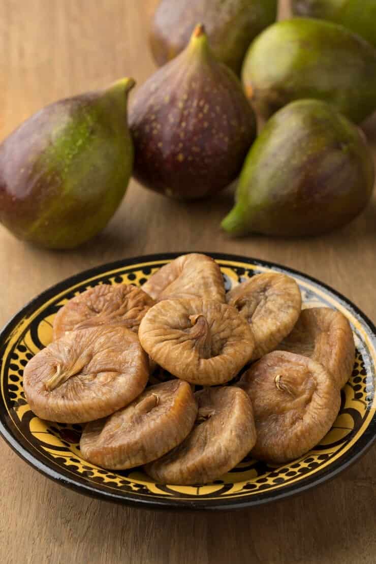 تصویر 1 از خرید انجیر خشک ترش + قیمت فروش استثنایی